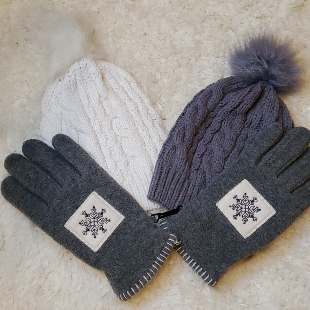 2 beanies / Lauren Conrad